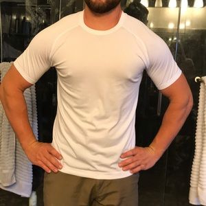 Men’s lululemon running T-shirt